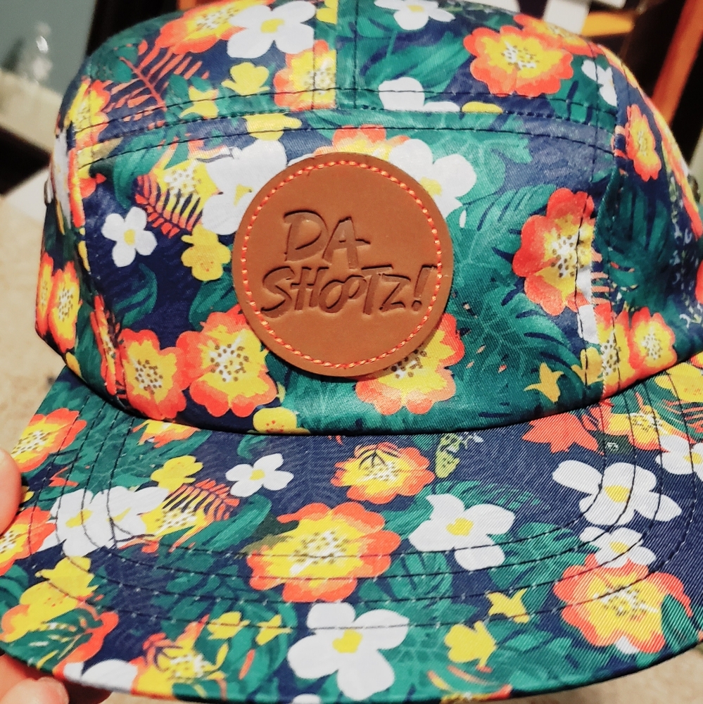 Da Shootz! Tropical floral snapback hat